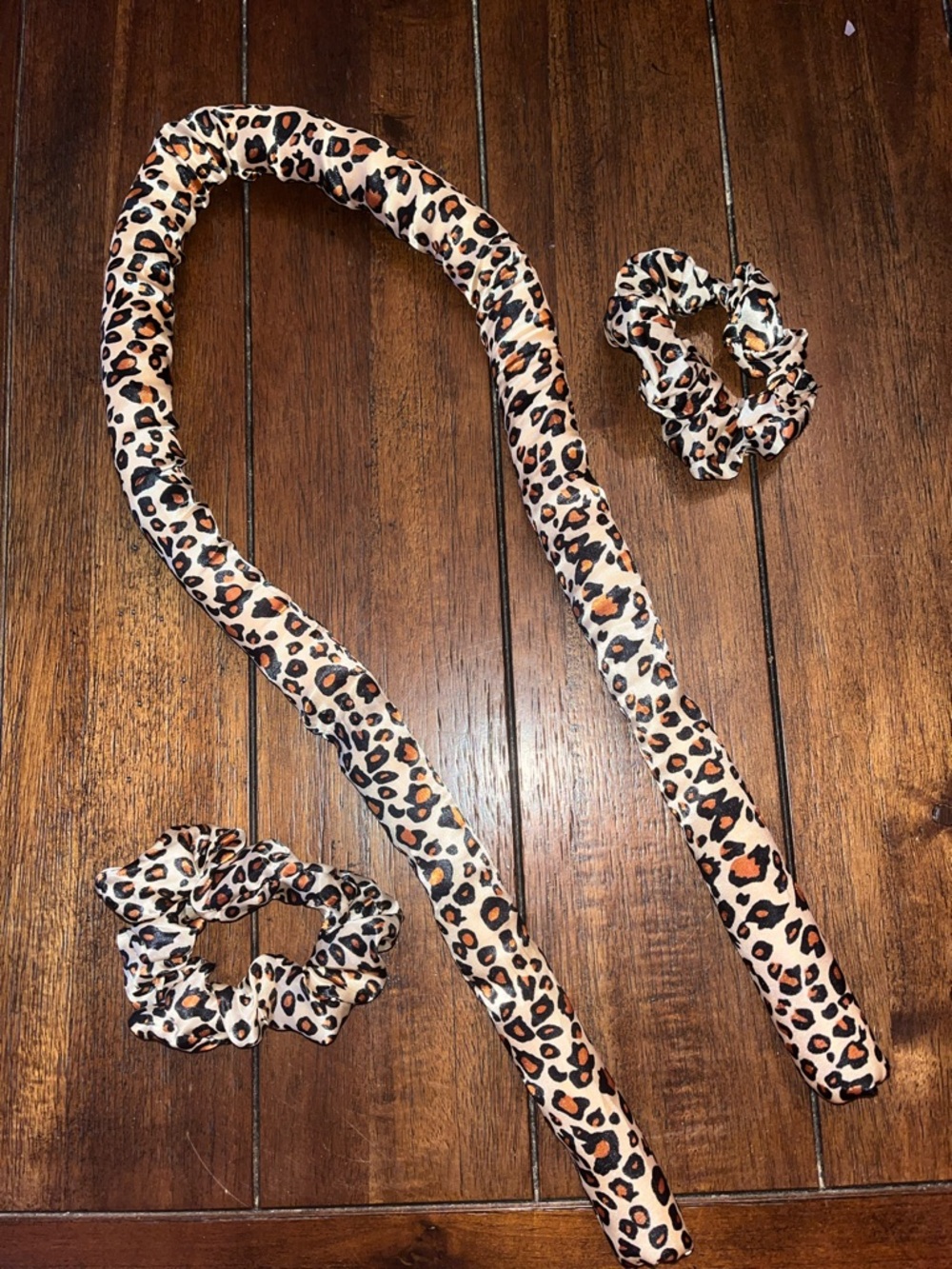 Leopard Print Heatless Curling Rod & Scrunchie Set - Beige/Brown